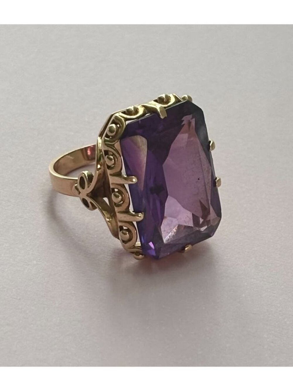 Vintage Polish 14K Gold Amethyst Ring